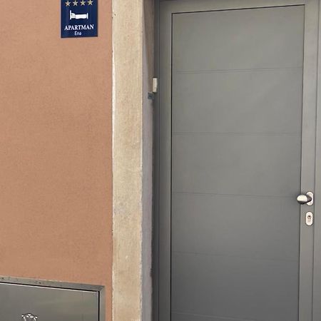Apartment Ena Near Pula Amphitheater PUY Exterior foto