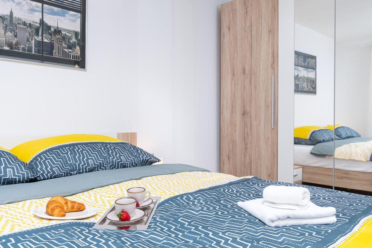 Apartment Ena Near Pula Amphitheater PUY Exterior foto